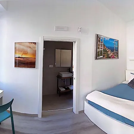 Casa Ronga ساليرنو