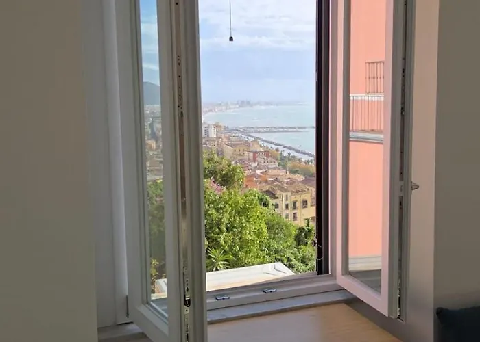 Casa Ronga לינה וארוחת בוקר סלרנו